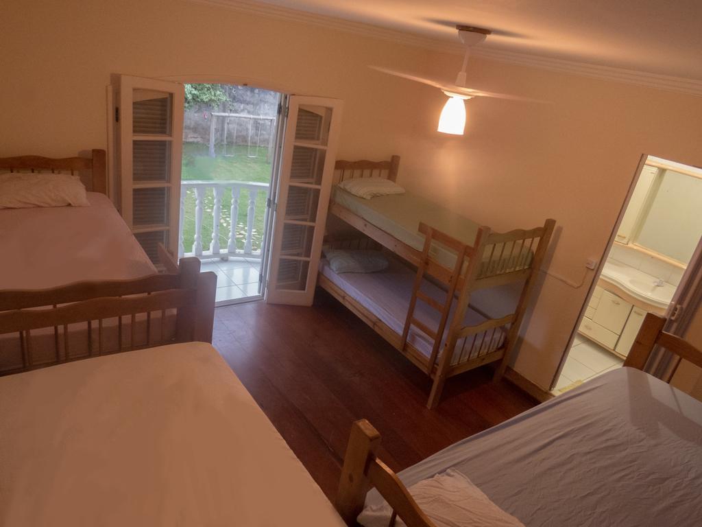 Canguru Hostel Парати Екстериор снимка