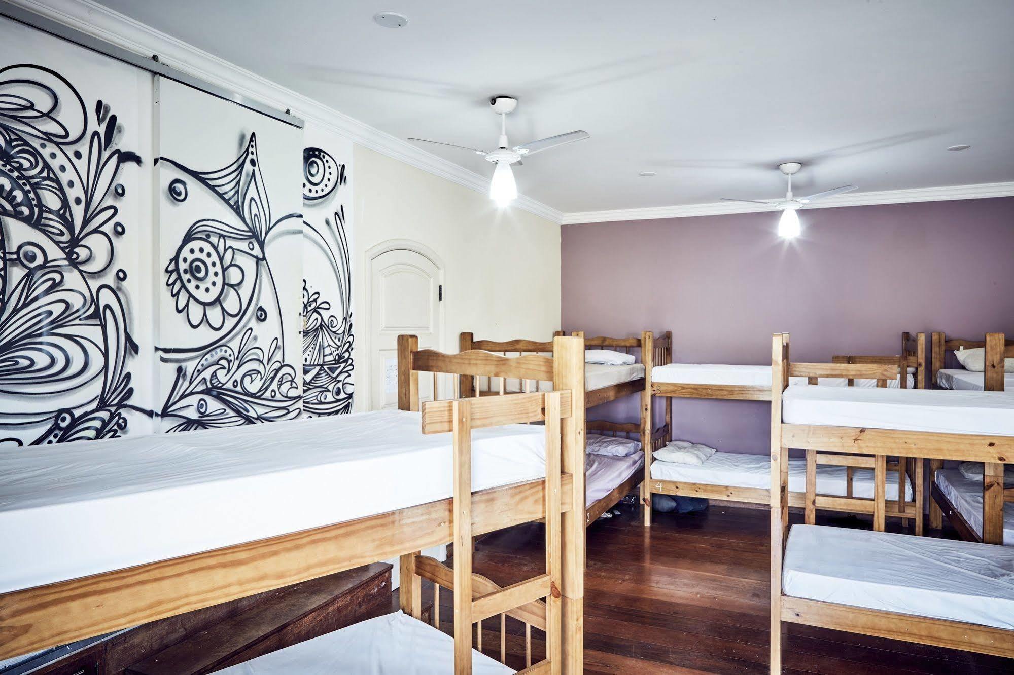 Canguru Hostel Парати Екстериор снимка